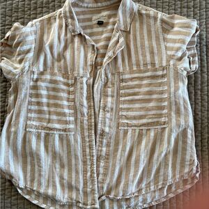 Universal Thread Beige and White Striped Button-Up Shirt
